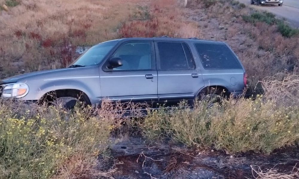 Despistó su camioneta su hermano fue a ayudarlo pero ambos fueron