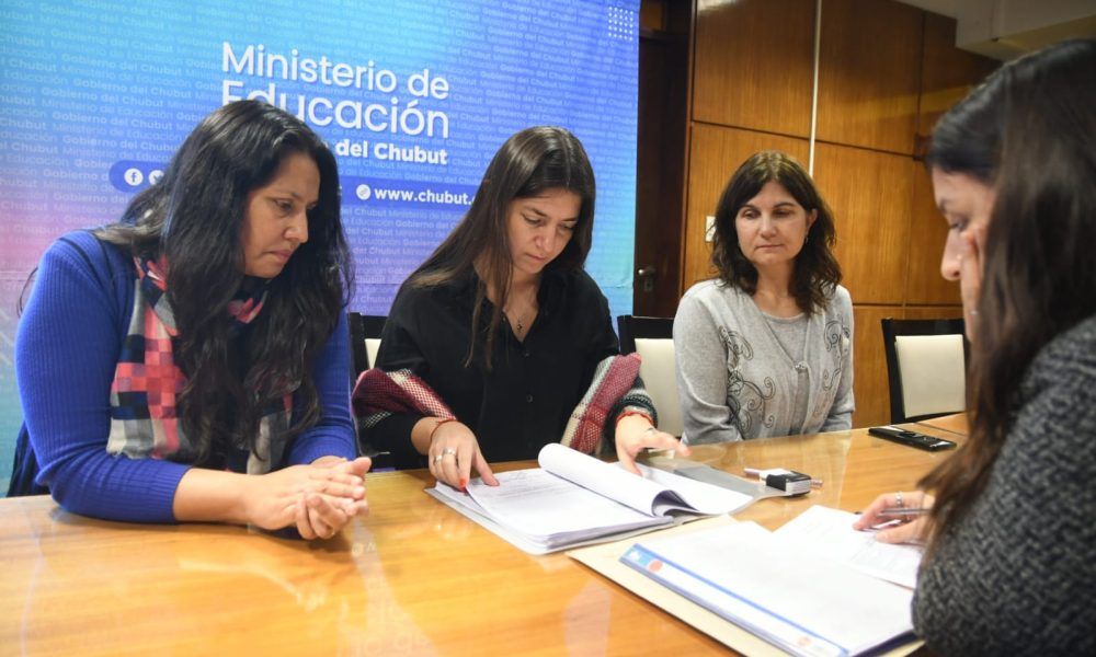 Refaccionar N La Escuela De Trelew Con Una Millonaria Inversi N