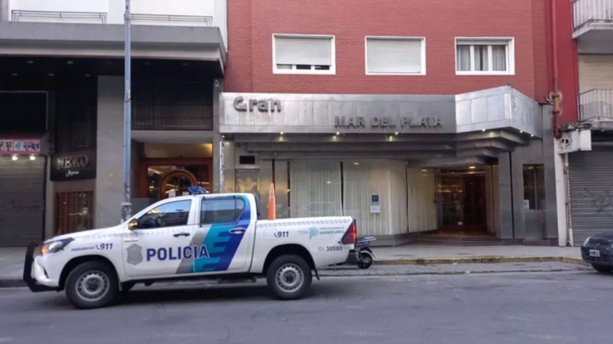 Una Joven De A Os Muri Al Caer Desde El Octavo Piso De Un Hotel En