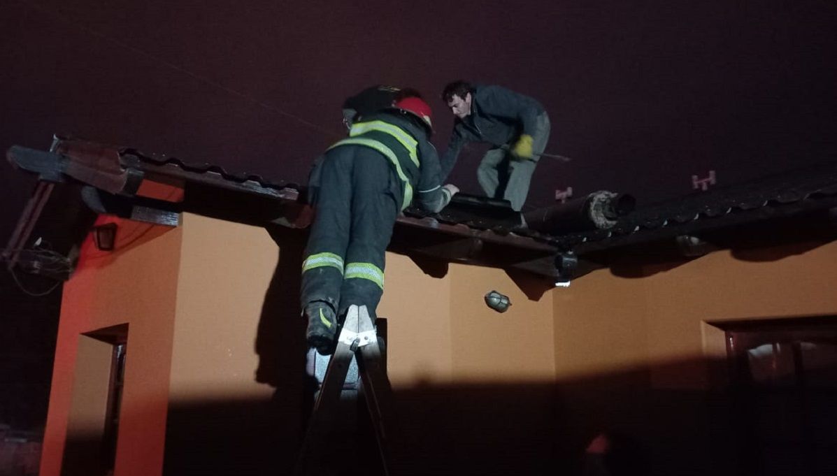 Una Chimenea Provoc Un Incendio En Una Casa Radio Cadena Patagonia