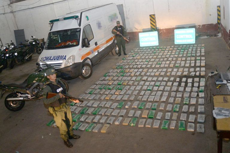 Hallan casi 400 kilos de marihuana en una ambulancia en Corrientes
