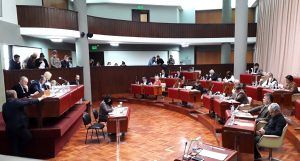 Legislatura interpelará a Massoni