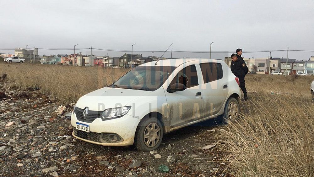 Río Grande: violento golpeó a su ex, la pareja, la madre y le robó el auto