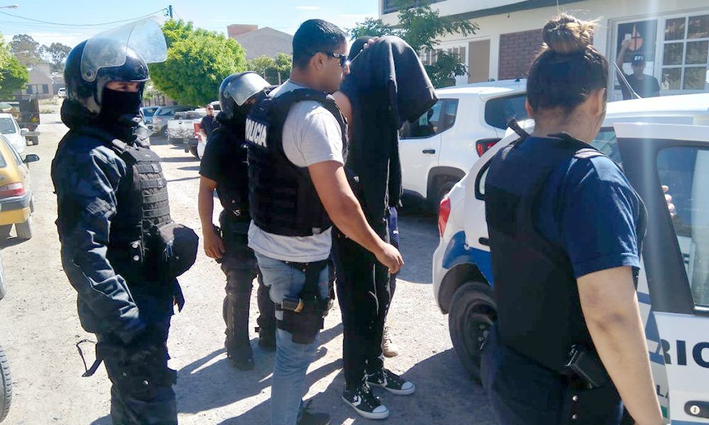 Dos jóvenes detenidos por el crimen de Madryn
