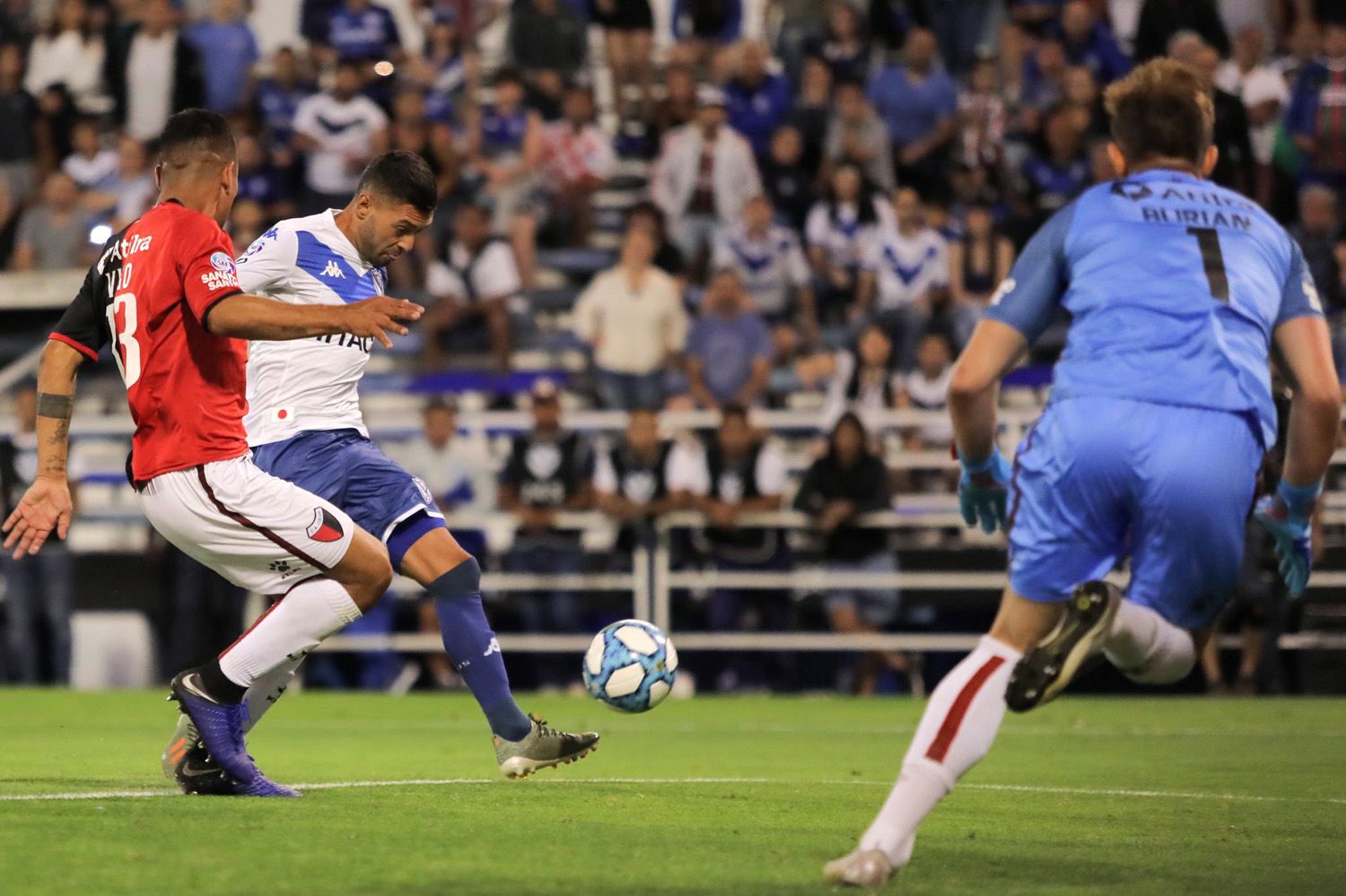 Vélez festejó ante Colón