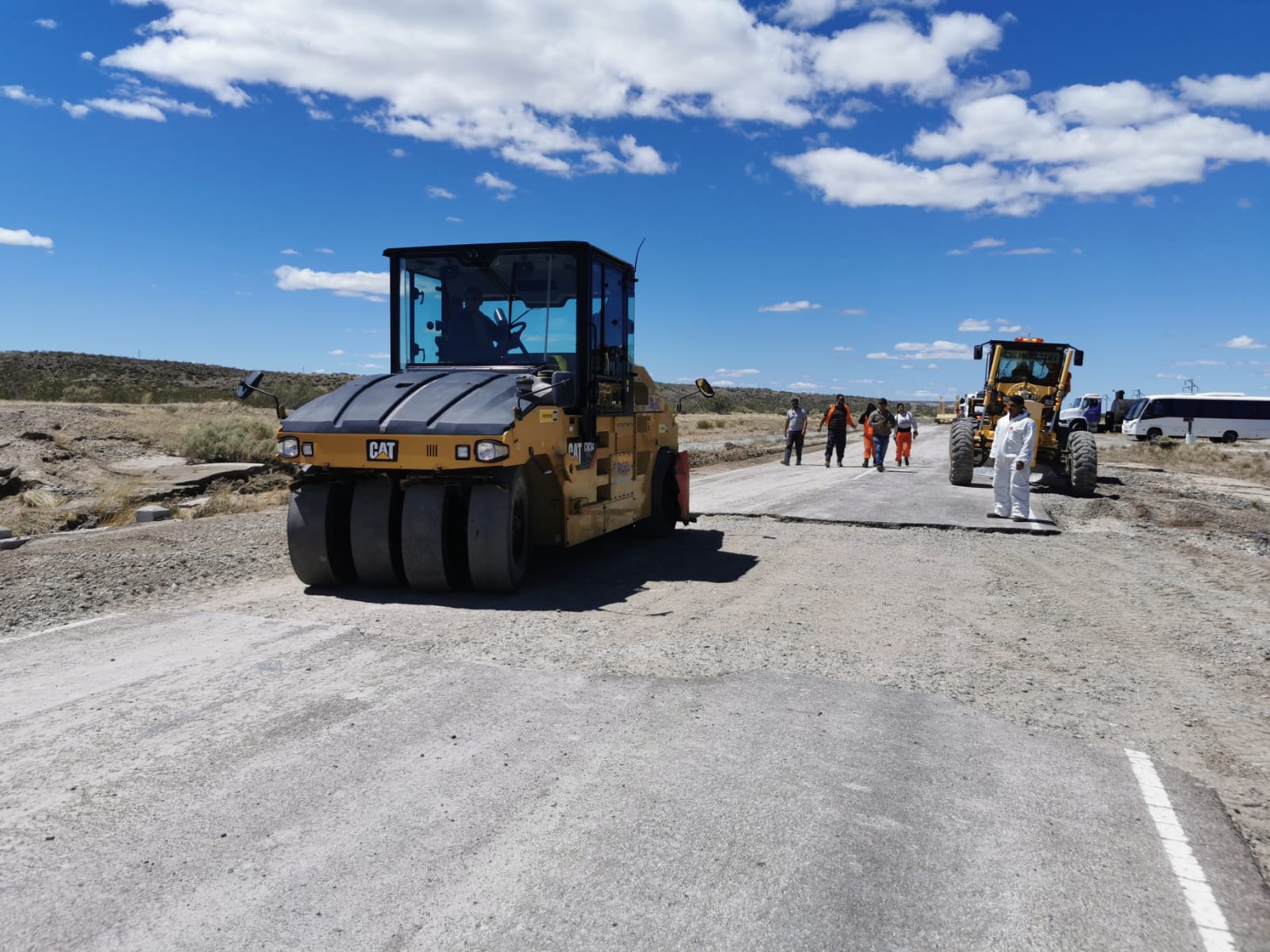 Tras las intensas lluvias, rehabilitaron la Ruta 25 entre Gaiman y ...