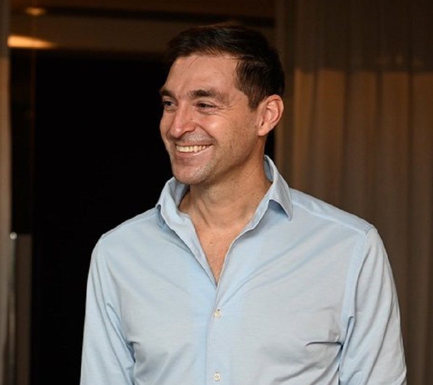 Diego Alonso llegó a Montevideo para asumir como DT en la selección de