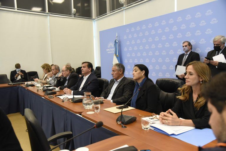 Diputados avanza con la ley de Compre Argentino y el oficialismo espera emitir dictamen