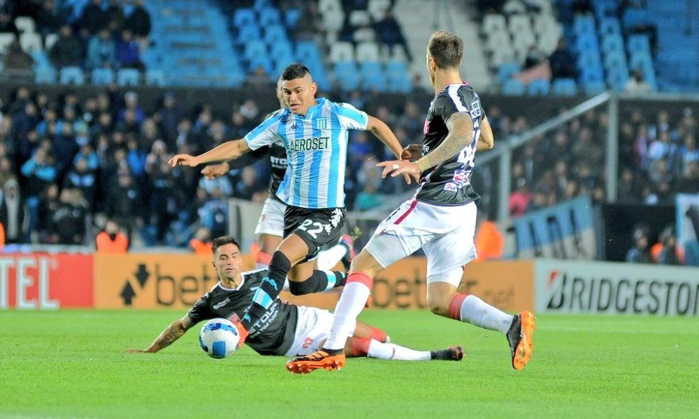 Racing perdió con River Plate de Uruguay y quedó eliminado de la Copa  Sudamericana - Radio 3 Cadena Patagonia