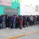 Entrega de alimentos y ropa de UOCRA en Trelew
