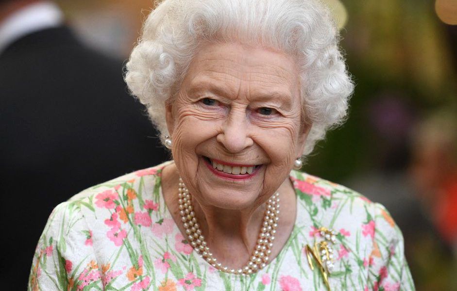 Saúde da rainha Elizabeth II deixa toda a Grã-Bretanha no limite