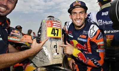 Benavdes bicampeón del Dakar