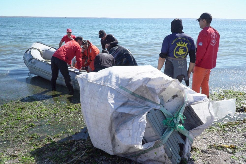 La Armada trasladará los residuos de la Isla Tovita a Camarones