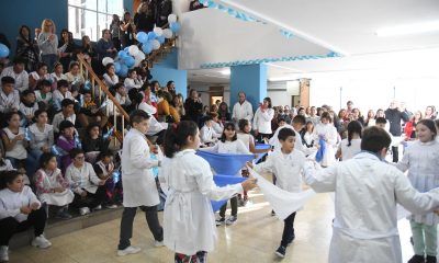 Festejos por el 25 de Mayo en el Ministerio de Educación de Chubut en Rawson