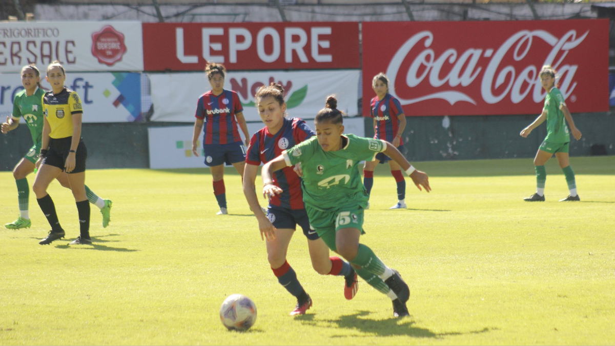 Torneo de fútbol femenino – Club Ferro Carril Oeste