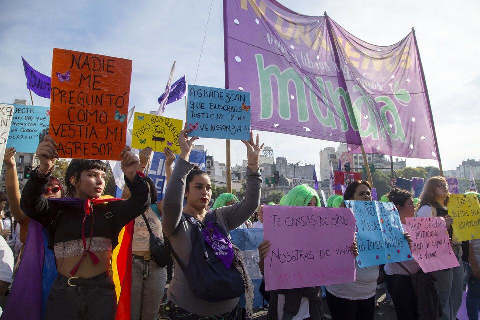 Marcha de Ni Una Menos en el Congreso de la Nación en Buenos Aires