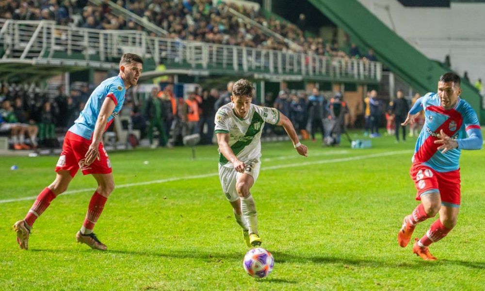 Banfield’s Difficulties and Arsenal’s Fight: A Goalless Draw