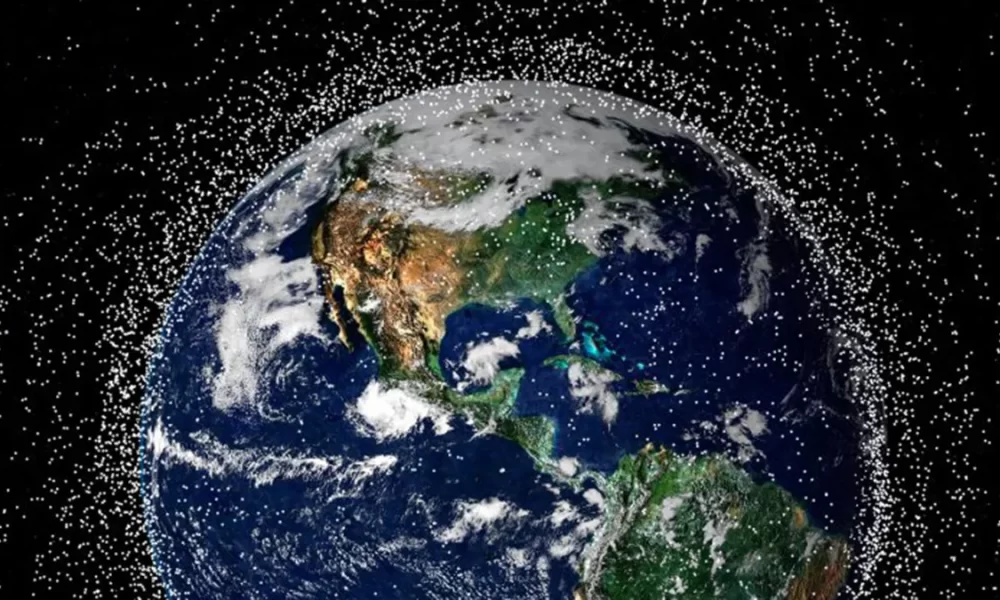 Casi 11 mil toneladas de basura orbitan alrededor de la Tierra - Radio ...