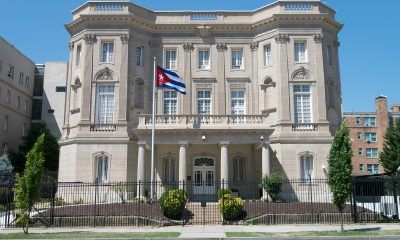 Un hombre tiró bombas molotov contra embajada de Cuba en EEUU