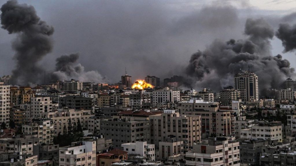 VIDEO | Israel intensifica los bombardeos contra la Franja de Gaza