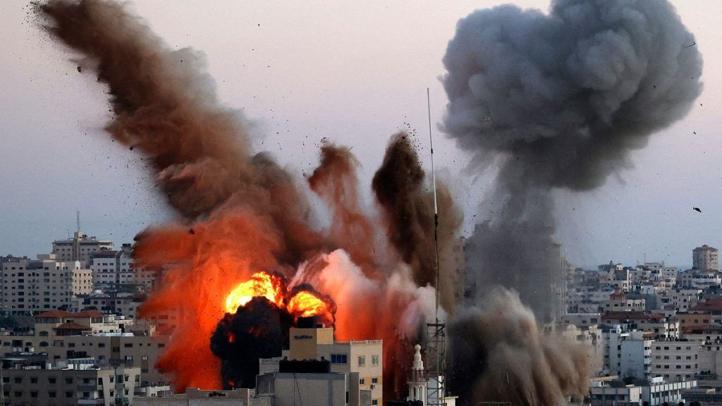 Más de 400 palestinos muertos en bombardeos israelíes en Gaza