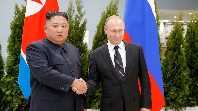 Corea del Norte está enviando ciudadanos para apoyar al ejército ruso
