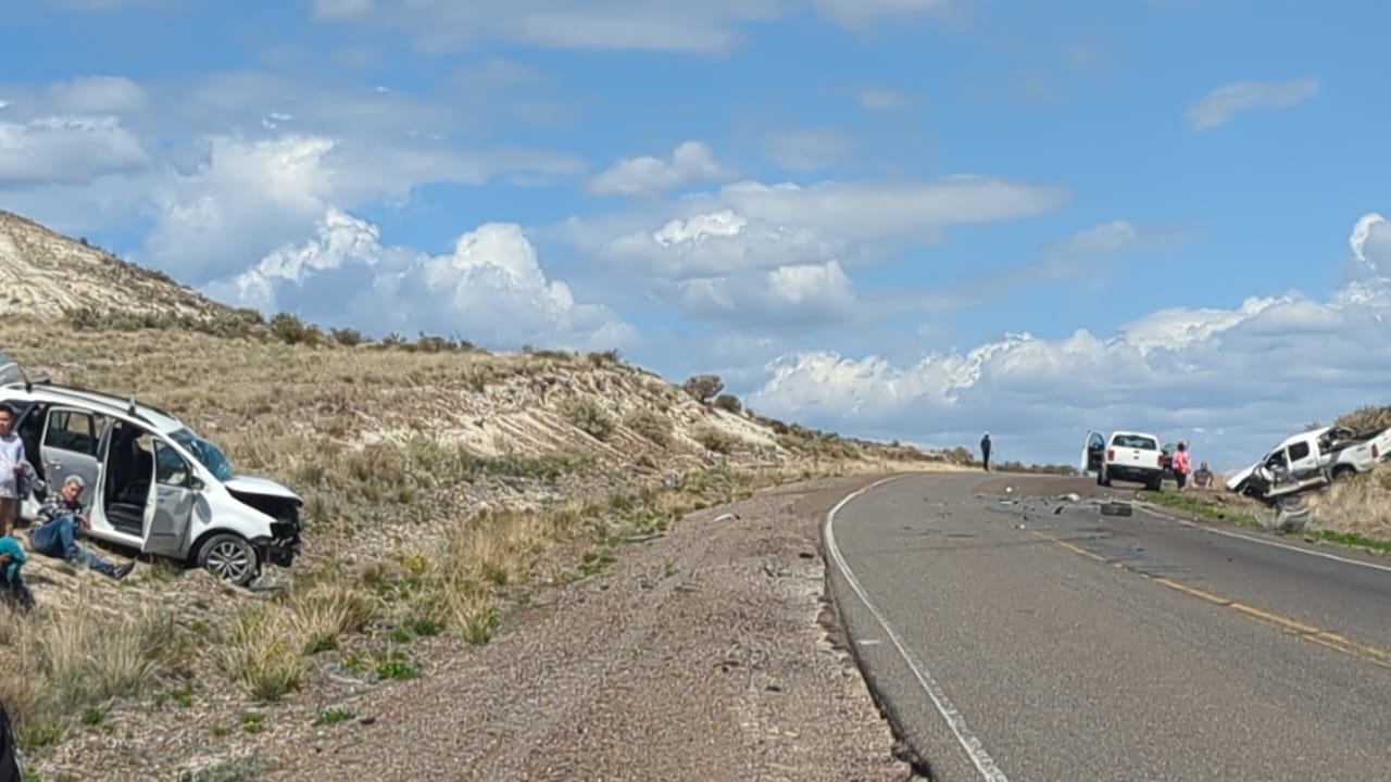 Dos Heridos Por Un Choque Al Intentar Un Sobrepaso En La Ruta Al Sur