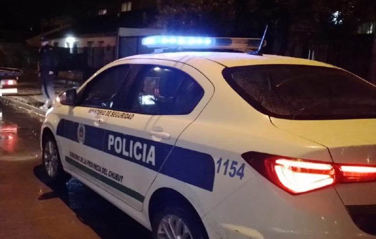 Sigue grave la mujer herida de bala en Comodoro Rivadavia