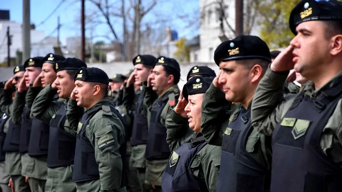 El Gobierno Actualizó Las Escalas Salariales Para Las Fuerzas De Seguridad Radio 3 Cadena 3543