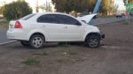 Un auto se estrelló contra una columna en la Avenida Eva Perón