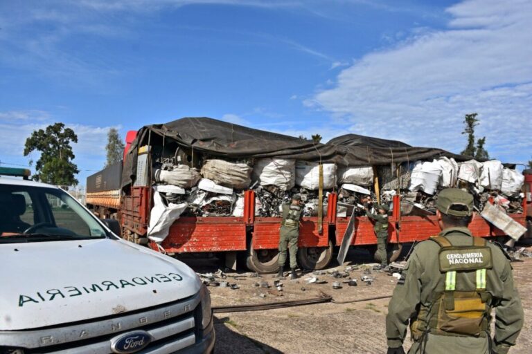 Declaró que transportaba «chatarra» pero encontraron 11.410 kilos de alambres de cobre