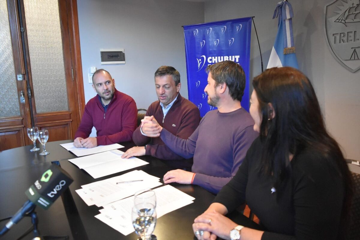 Merino rubricó un convenio con Chubut Deportes para fortalecer el deporte adaptado
