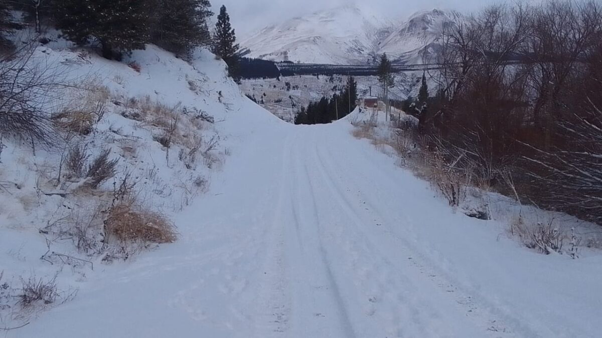 Esquel dispuso un plan de emergencia por las nevadas