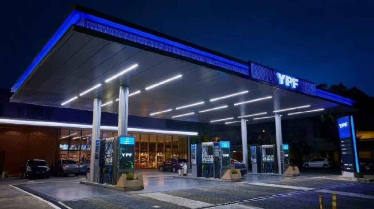 YPF duplica su descuento nocturno en combustibles