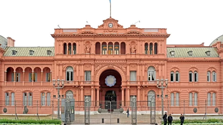 El Gobierno irá a la Justicia si se revierte el veto a la Ley de Financiamiento Universitario