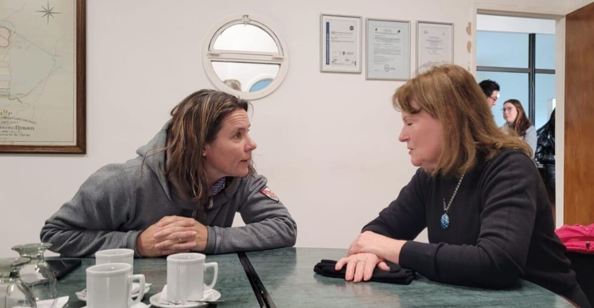 Funcionarios provinciales recorrieron el astillero de Comodoro