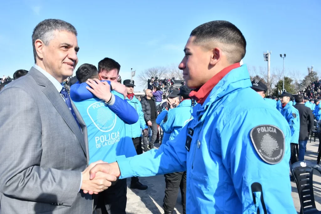 Policía de la Ciudad, Jorge Macri, seguridad en las calles, refuerzo policial, cadetes, juramento, Puntos Seguros, Mapa del Delito, patrullaje, cámaras infrarrojas