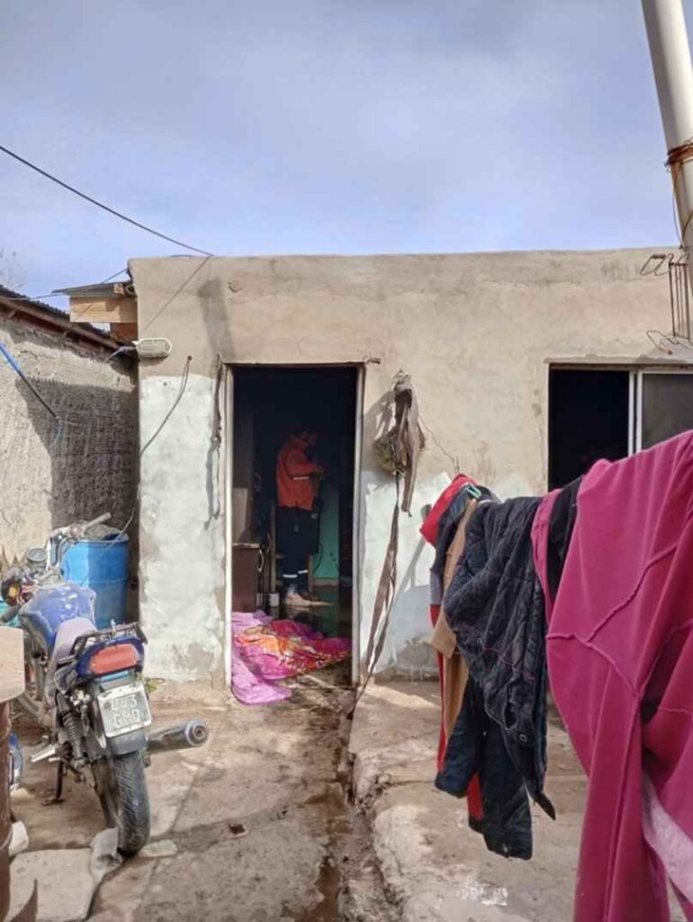 incendio en Cerri, Hilda Aurora Iturrioz, tragedia en General Daniel Cerri, fallecimiento por incendio, bomberos, investigación de incendio, seguridad en el hogar, prevención de incendios, noticias de Cerri, siniestro en Santa Rosa, emergencia en Cerri, incendio doméstico, víctimas de incendios, comunidad de Cerri, peritos de incendio.