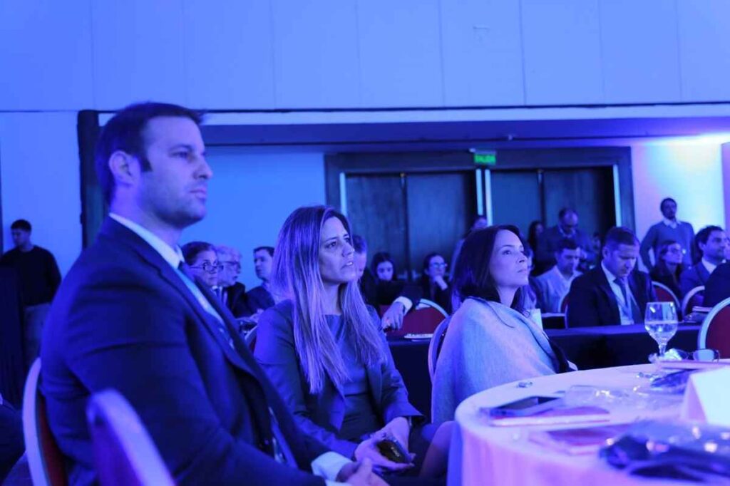 Chubut, Aviation Day Argentina, turismo aéreo, Diego Lapenna, IATA, ACI-LAC, conectividad turística, Patagonia, eventos turísticos, infraestructura turística, Ruta Nacional 40 Bis, Parques Nacionales, promoción turística, Esquel, desarrollo regional