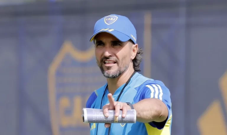 Martínez prueba cambios en el equipo tras la última derrota 
