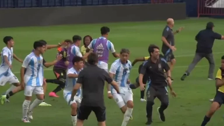 VIDEO | Batalla campal en un amistoso de la Selección Sub 15