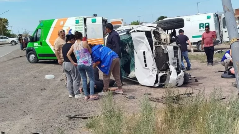 Falleció un motociclista tras colisionar con una camioneta del servicio penitenciario