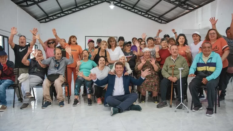 Fomentan el bienestar de los adultos mayores en la Colonia Recreativa de Rawson