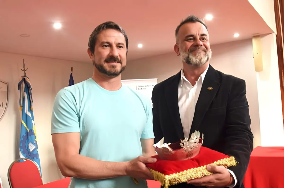 Merino presidió la ceremonia de presentación de los “atributos del Eisteddfod”