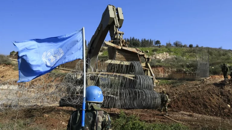 Sánchez, Macron y Meloni condenaron el ataque israelí a la FINUL