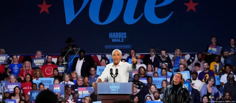 Kamala Harris recibe apoyo de Obama y celebridades en Atlanta