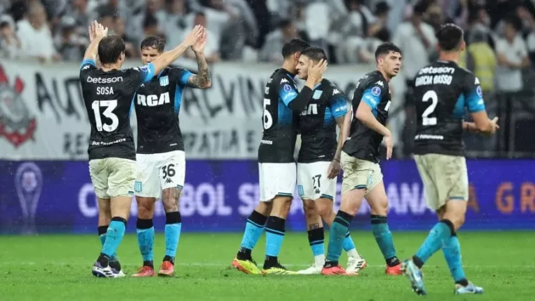 Racing empató 2-2 con Corinthians en la Copa Sudamericana