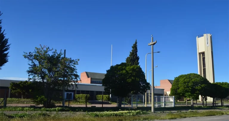 Trelew iniciará acciones legales contra una ladrillera por incumplimientos