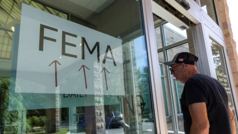 Trabajadores humanitarios enfrentan amenazas tras el huracán Helene