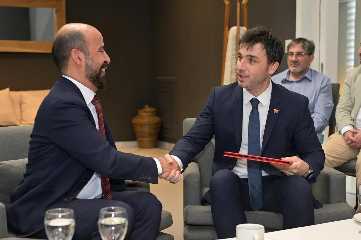 El gobernador recibió al embajador de Emiratos Árabes Unidos